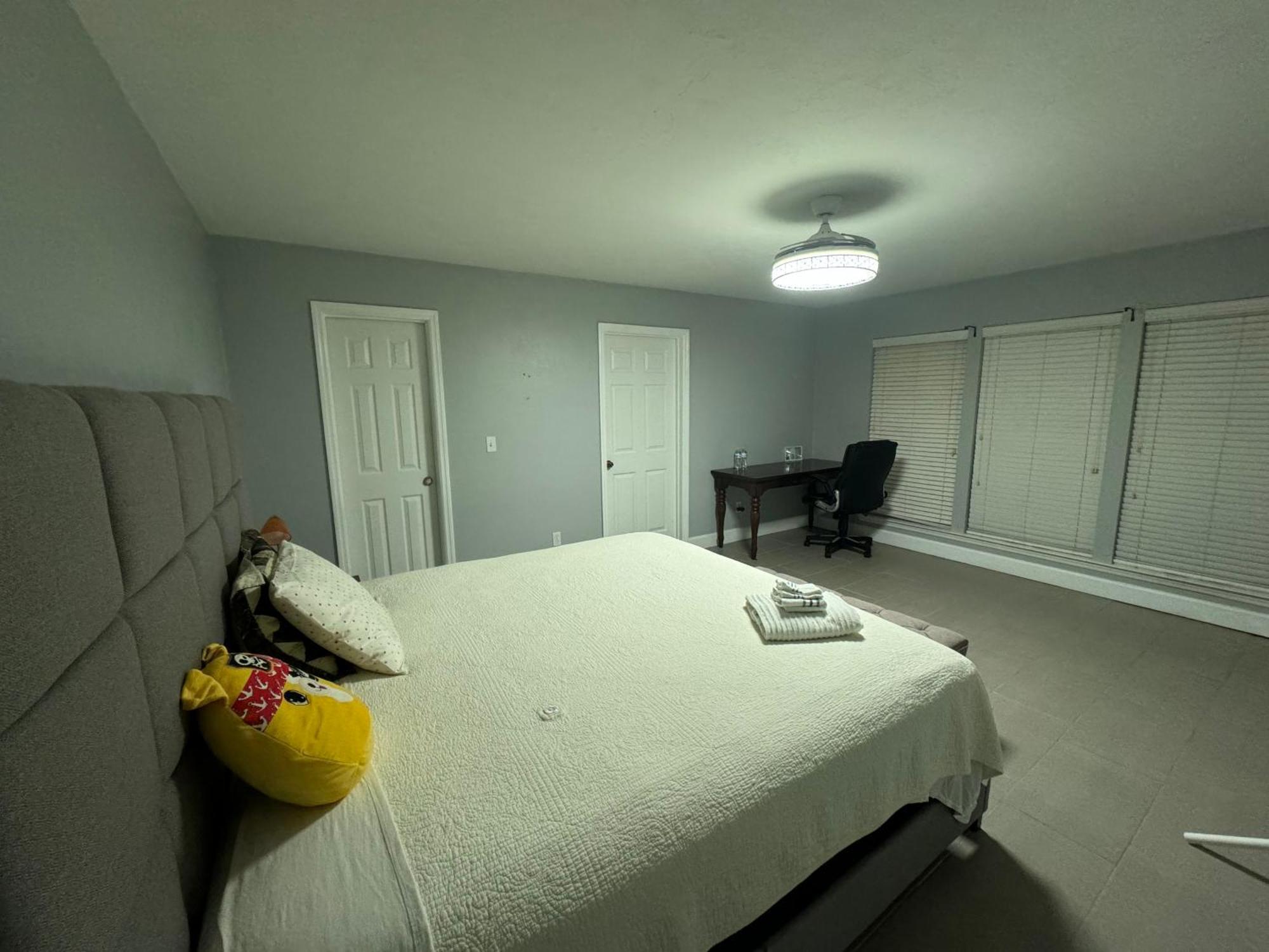 Spacious Room In A Nice House Γκέινσβιλ Εξωτερικό φωτογραφία
