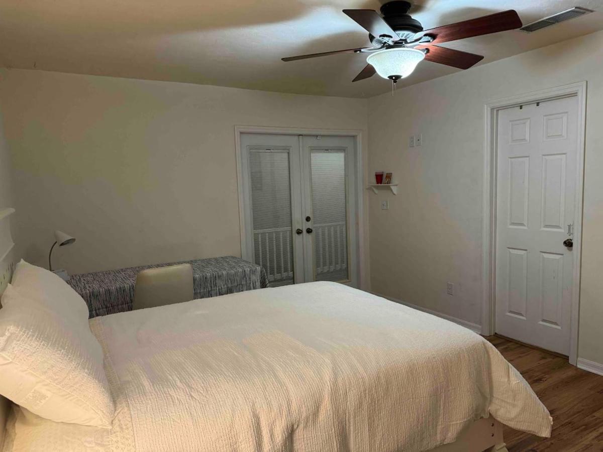 Spacious Room In A Nice House Γκέινσβιλ Εξωτερικό φωτογραφία